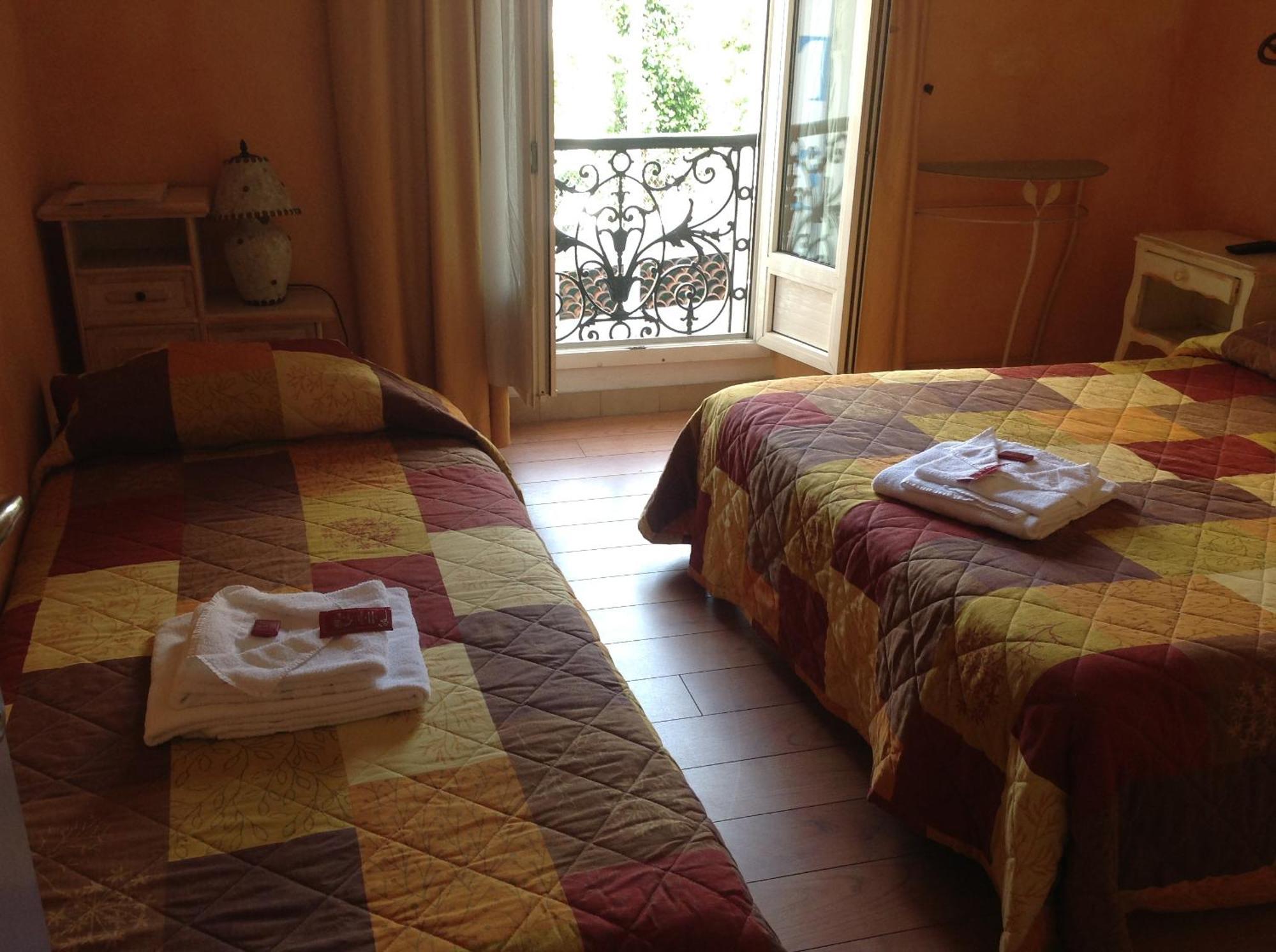 קאן Boutique Hotel Couleurs Suds חדר תמונה